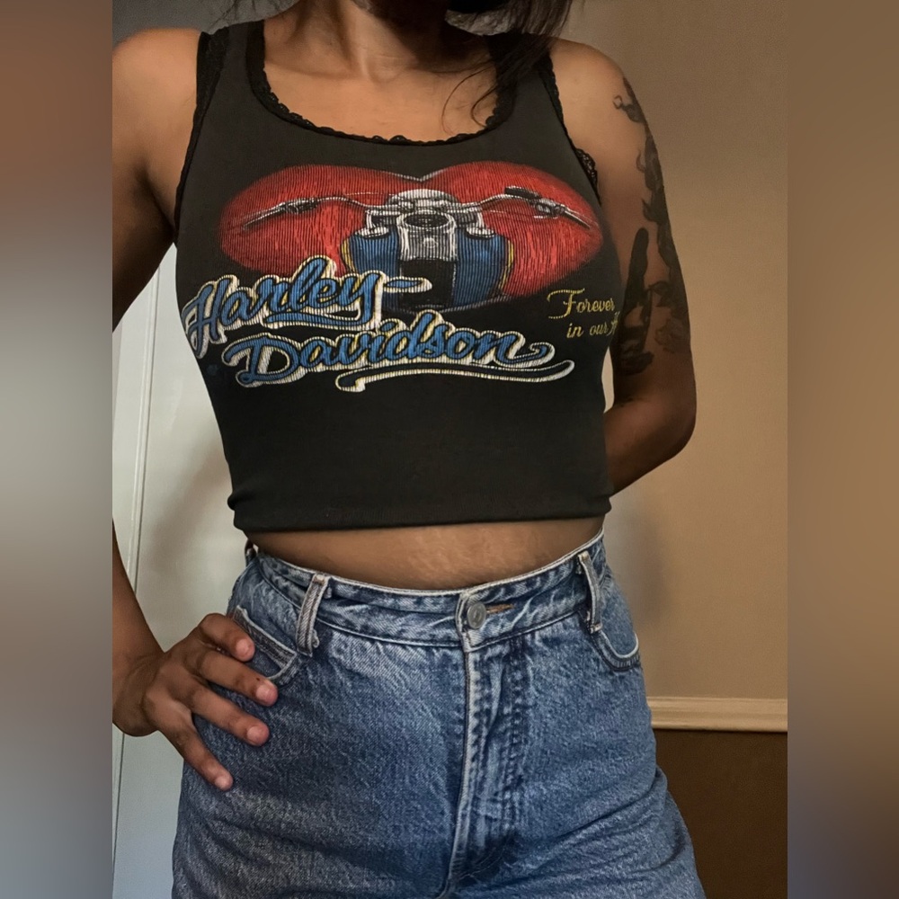 SUPER RARE Harley-Davidson Black and Red Graphic Tank